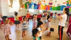 BÉ TẬP NHẢY AEROBIC BÀI "CHÚ CÚN CON" BÉ TẬP NHẢY AEROBIC BÀI "CHÚ CÚN CON"